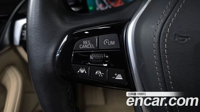 BMW 5 Series (G30) 520i Luxury 2020 — фото 15