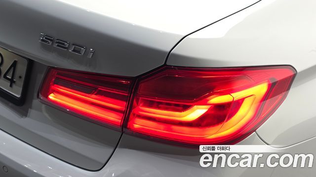 BMW 5 Series (G30) 520i Luxury 2020 — фото 23