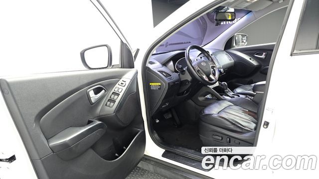 Hyundai Tucson ix Diesel(e-VGT) 2WD Modern 2015 — фото 10