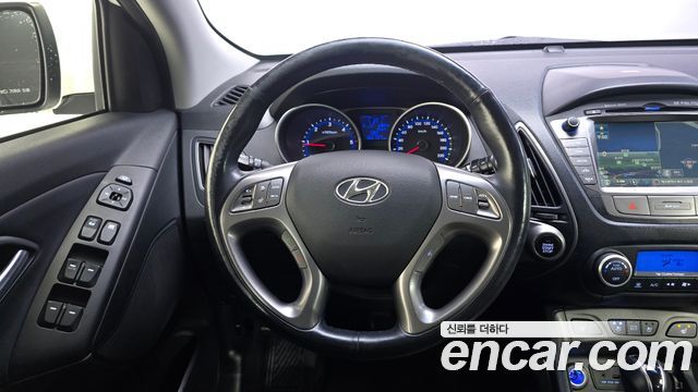 Hyundai Tucson ix Diesel(e-VGT) 2WD Modern 2015 — фото 12