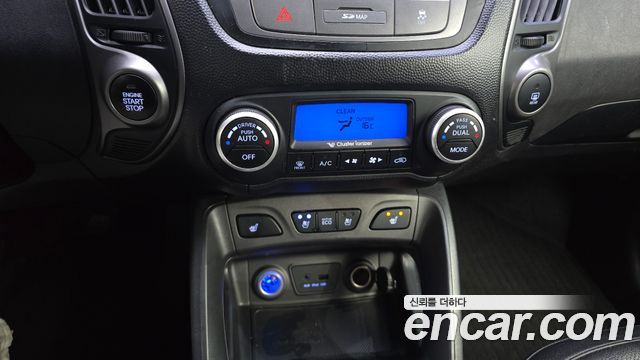 Hyundai Tucson ix Diesel(e-VGT) 2WD Modern 2015 — фото 30