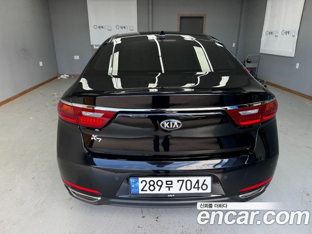 Kia K7 3.0 LPI Luxury (Rental Car) 2017 — фото 4