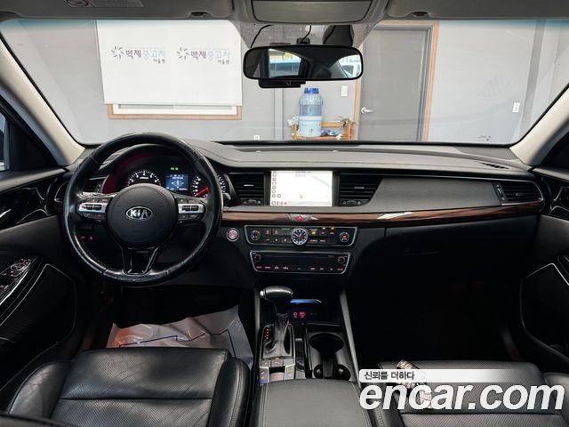Kia K7 3.0 LPI Luxury (Rental Car) 2017 — фото 7