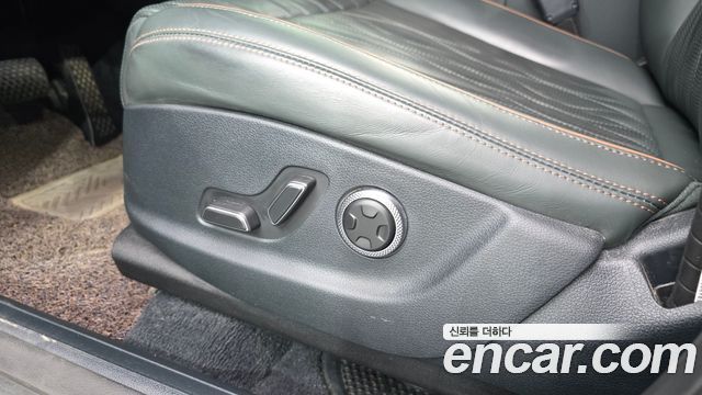 Genesis GV70 2.5T Gasoline 2WD 2023 — фото 16