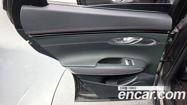 Genesis GV70 2.5T Gasoline 2WD 2023 — фото 25