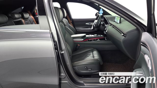 Genesis GV70 2.5T Gasoline 2WD 2023 — фото 26