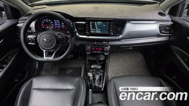 Kia Stonic 1.4 Prestige 2018 — фото 7