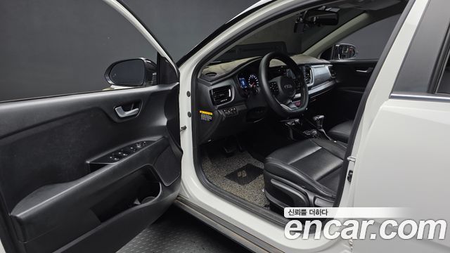 Kia Stonic 1.4 Prestige 2018 — фото 10