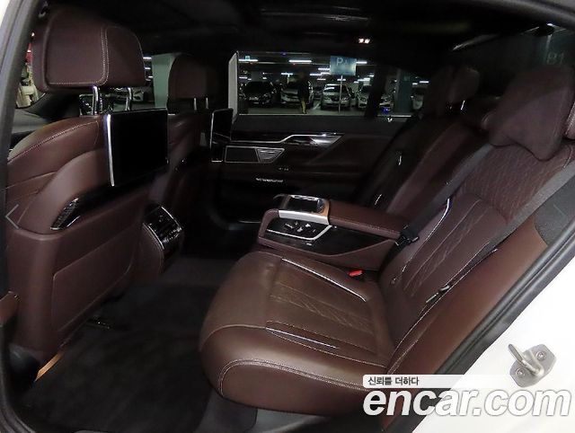 BMW 7 Series (G11) 740Li xDrive M Sport Package 2017 — фото 7