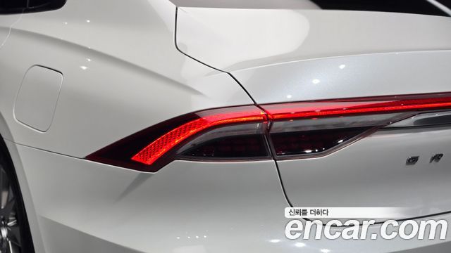 Hyundai Grandeur Hybrid (IG) Calligraphy 2023 — фото 23
