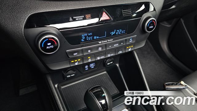 Hyundai Tucson Gasoline 1.6 turbo 2WD Modern 2020 — фото 17