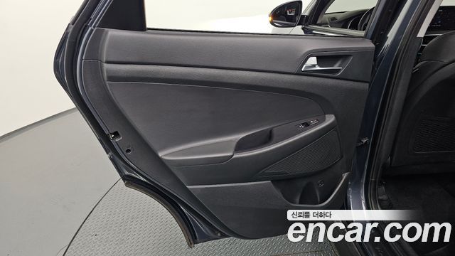 Hyundai Tucson Gasoline 1.6 turbo 2WD Modern 2020 — фото 25