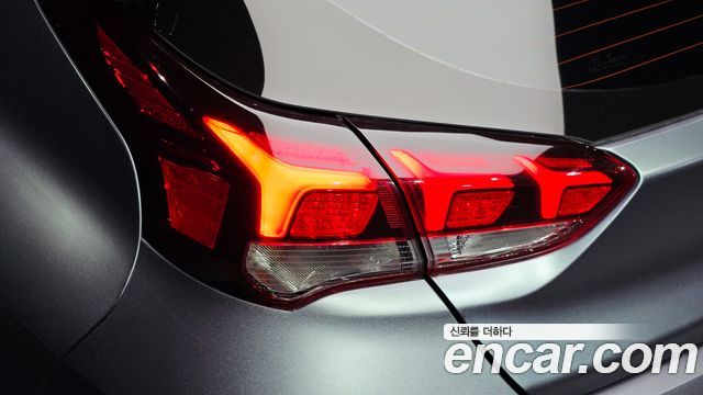 Hyundai Veloster (JS) 2.0 N 2019 — фото 23