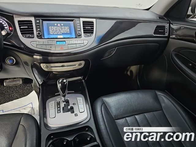 Hyundai Genesis BH 330 Luxury Standard 2012 — фото 8