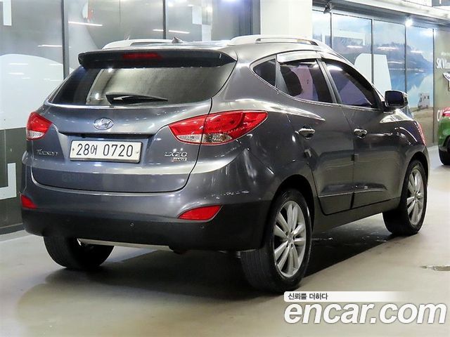 Hyundai Tucson ix Diesel 2WD LX20 Modern 2013 — фото 4