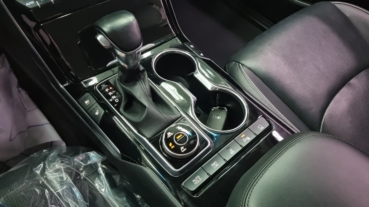 Kia Mohave The Master Diesel 3.0 4WD 7-Seater Platinum 2020 — фото 16