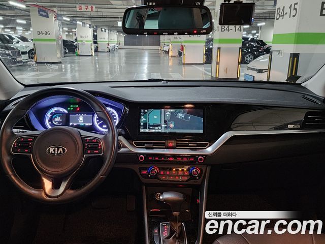 Kia Niro 1.6 HEV Prestige 2020 — фото 5