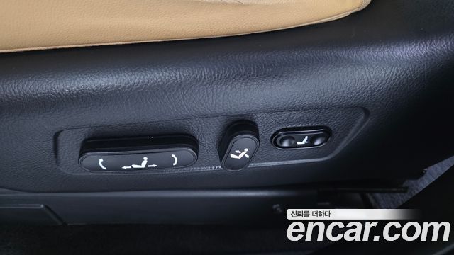 Kia Mohave The Master Diesel 3.0 4WD 7-Seater Platinum 2021 — фото 32