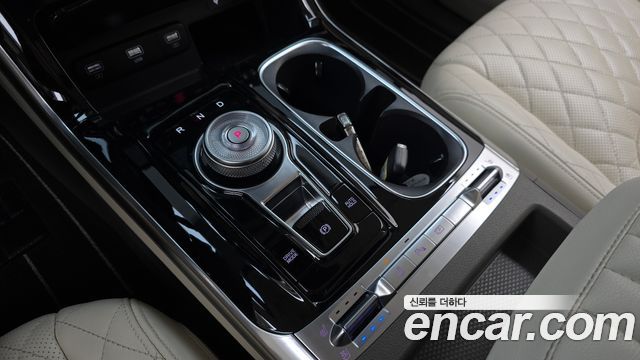 Kia Carnival (IV) Gasoline 9-seater Limousine(Special vehicle) 2023 — фото 9