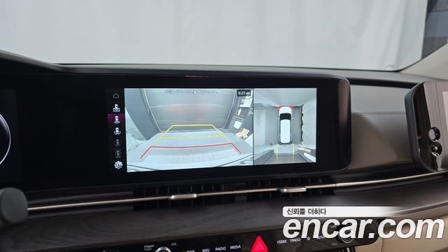 Kia Carnival (IV) Gasoline 9-seater Limousine(Special vehicle) 2023 — фото 14