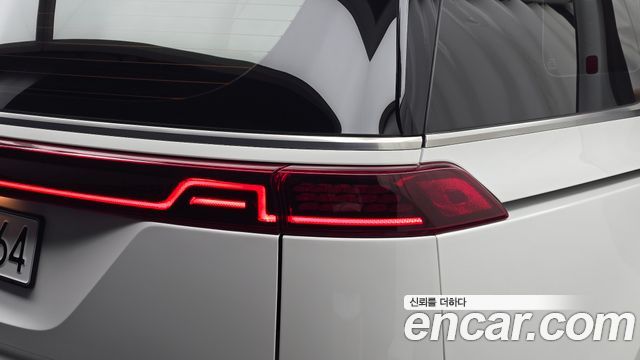 Kia Carnival (IV) Gasoline 9-seater Limousine(Special vehicle) 2023 — фото 23