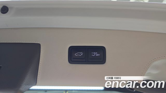 Kia Carnival (IV) Gasoline 9-seater Limousine(Special vehicle) 2023 — фото 31