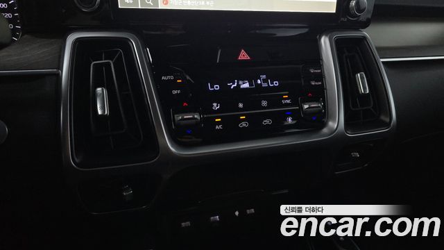 Kia Sorento (IV) Diesel 2.2 2WD Prestige 2023 — фото 19