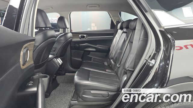 Kia Sorento (IV) Diesel 2.2 2WD Prestige 2023 — фото 26