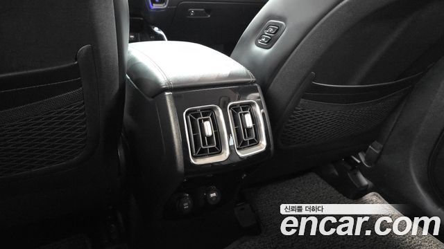 Kia Sorento (IV) Diesel 2.2 2WD Prestige 2023 — фото 34