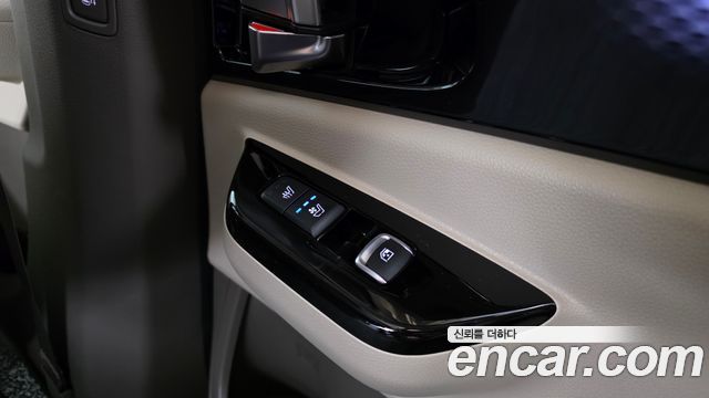 Kia Carnival (IV) Gasoline 7-Seater Hi-Limousine Signature 2023 — фото 19