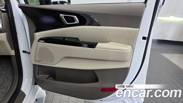Kia Carnival (IV) Gasoline 7-Seater Hi-Limousine Signature 2023 — фото 25