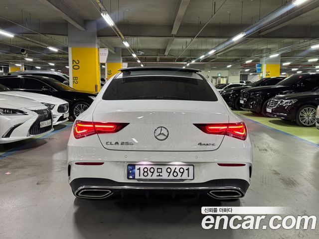 Mercedes-Benz CLA-Class (C118) CLA250 4MATIC 2023 — фото 3