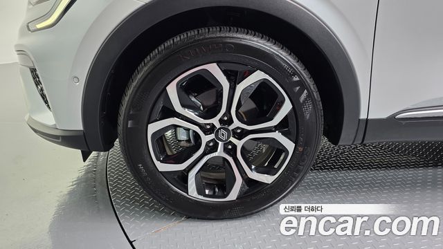 Renault Korea Arkana 1.6 E-TECH Iconic 2025 — фото 5