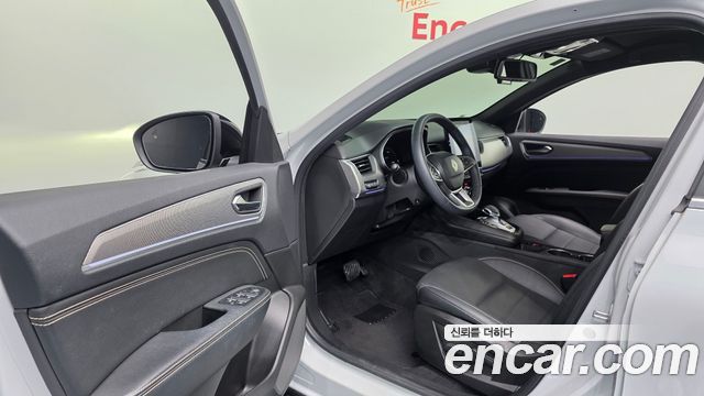 Renault Korea Arkana 1.6 E-TECH Iconic 2025 — фото 10