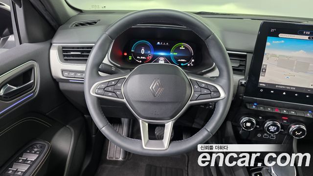 Renault Korea Arkana 1.6 E-TECH Iconic 2025 — фото 13