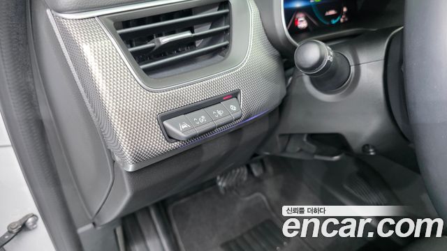 Renault Korea Arkana 1.6 E-TECH Iconic 2025 — фото 18