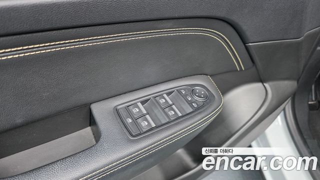Renault Korea Arkana 1.6 E-TECH Iconic 2025 — фото 20