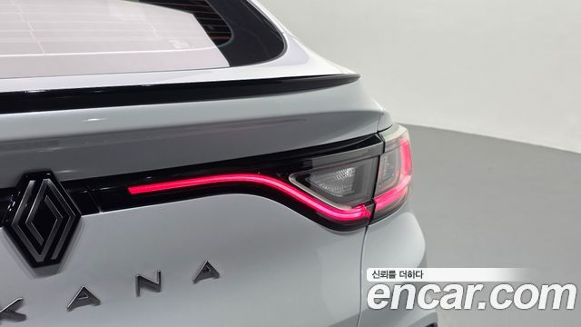 Renault Korea Arkana 1.6 E-TECH Iconic 2025 — фото 23