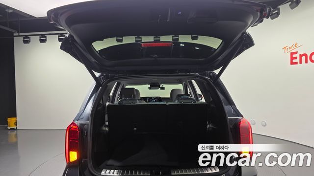 Hyundai Palisade Diesel 2.2 2WD Le Blanc 2024 — фото 17