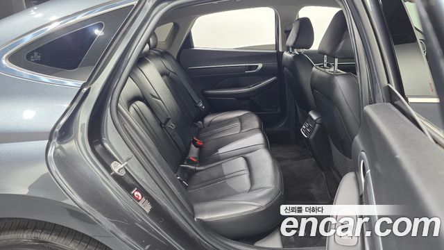 Hyundai Sonata (DN8) 2.0 Premium Plus 2023 — фото 12