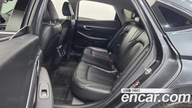 Hyundai Sonata (DN8) 2.0 Premium Plus 2023 — фото 18