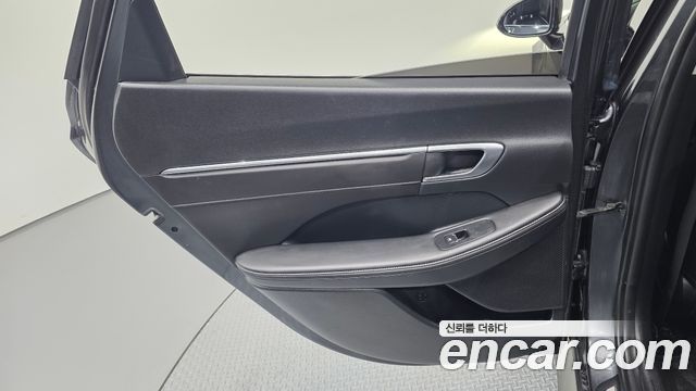 Hyundai Sonata (DN8) 2.0 Premium Plus 2023 — фото 25