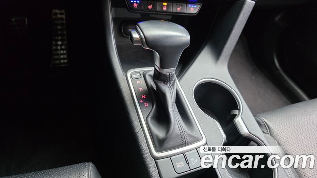 Kia Sportage The Bold Diesel 2.0 2WD Prestige 2019 — фото 9