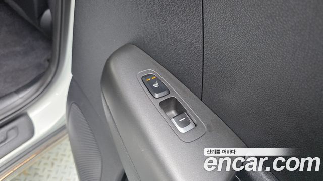 Kia Sportage The Bold Diesel 2.0 2WD Prestige 2019 — фото 19