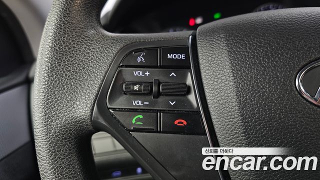 Hyundai Sonata (LF) 2.0 Style Special 2016 — фото 22