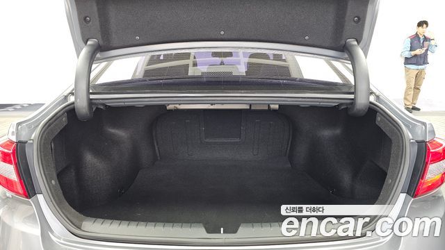 Hyundai Sonata (LF) 2.0 Style Special 2016 — фото 24
