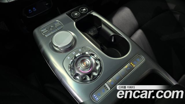 Genesis GV60 Standard 2022 — фото 9