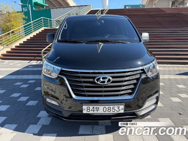 Hyundai Grand Starex Van 3-Seater Smart 2019 — фото 2