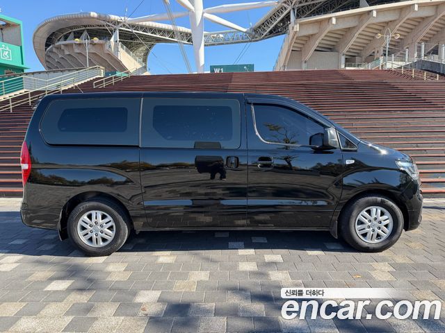 Hyundai Grand Starex Van 3-Seater Smart 2019 — фото 4