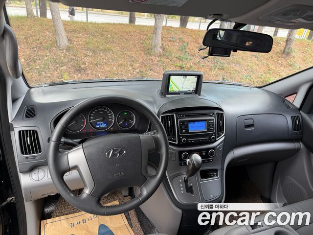 Hyundai Grand Starex Van 3-Seater Smart 2019 — фото 9